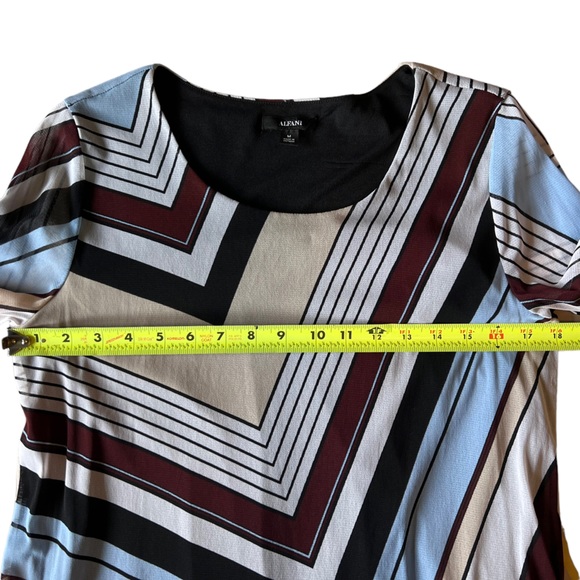 Alfani Women's Chevron Striped Tunic Size M Blue Side Angle Stripe - Picture 6 of 12